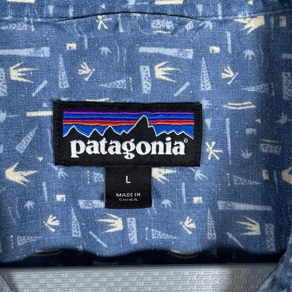Patagonia Short Sleeve Button Down Shirt Blue Pattern Men’s Large - Picture 5 of 7